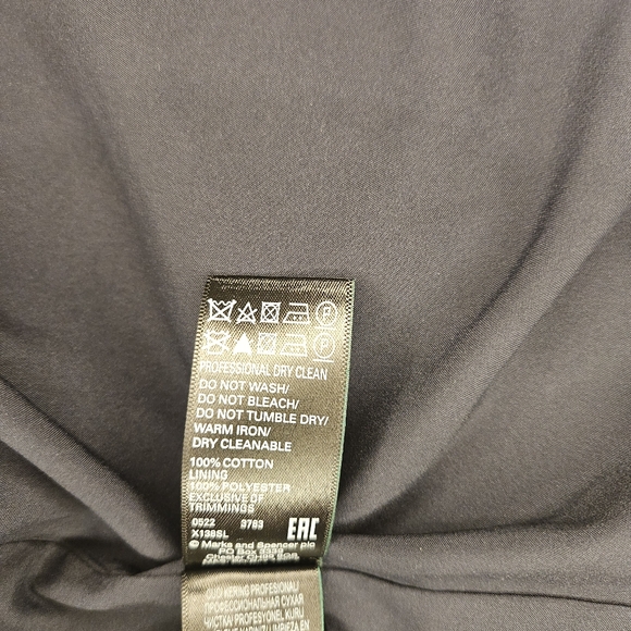 Marks & Spencee Navy Blazer - Picture 8 of 8